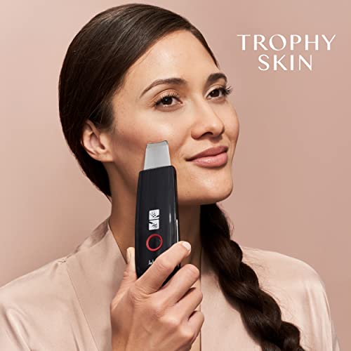 Гребло за кожата Trophy Skin Labelle - Дълбоко почиства, ексфолира и настоява - Скрубер за лице
