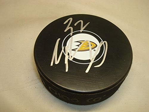 Ник Ричи подписа хокей шайба Анахайм Дъкс с автограф от 1B - за Миене на НХЛ с автограф