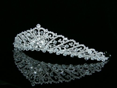 Сватбата на принцесата, кристали, диадема под формата на кристално цвете, короната - посеребрение