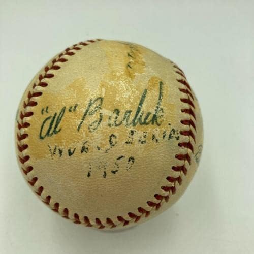 В подписанной игра на Световните серии 1950 г. е била Използвана бейзбол йорк Янкис VS. Използваните от бейзболни топки