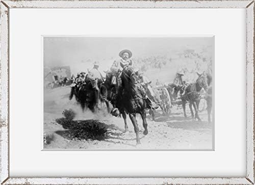 БЕЗКРАЙНИ СНИМКИ на Снимката: Генерал Франсиско Панчо Вила | Мексиканската революция | 1914 | Исторически възпроизвеждане на снимки
