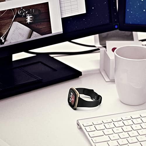 MOTONG е Съвместим със сменен каишка Fitbit Versa 4 - Взаимозаменяеми каишка за китката от TPU, съвместим с Fitbit Versa 4/3 / Sense (черен от TPU)