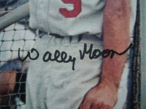 Снимка на Уоли Помня с автограф 8,5x11 за спортно списание B & E Holo - Списания MLB с автограф