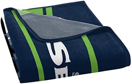 Рулонное одеяло Northwest NFL Seattle Seahawks 46x60 Micro Raschel Run Design, Цветовете на отбора, Един размер (1NFL059050022RET)