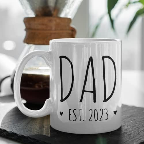 Exxtra Gifts Dad Est 2023 Чаша Детско Обява Чаша За Напреднали Татко Подарък За Нови Родители 15 грама Бял